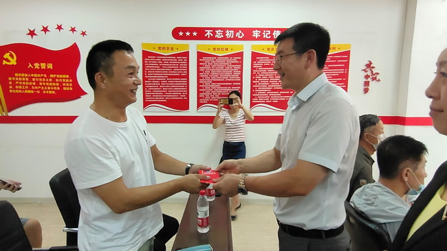 联合召开老兵座谈会(图2)